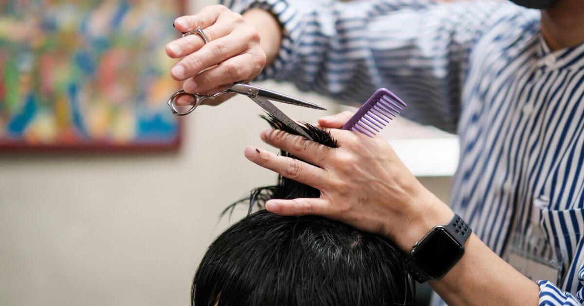 転職面接で好印象を与える髪型は?男女別髪型のベストスタイル